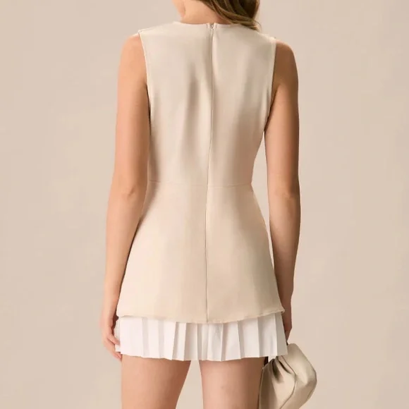 Rihoas Apricot Splicing Pleated Mini Dress Size Large - Picture 4 of 11